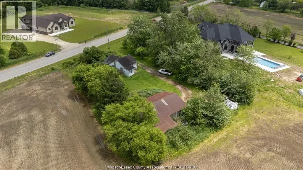 5075 North Talbot Road, Tecumseh